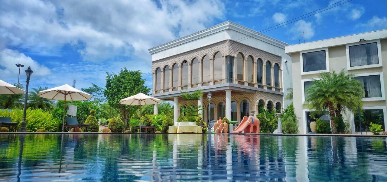 Uva Meridian Bay Resort & Spa Кундапур Экстерьер фото